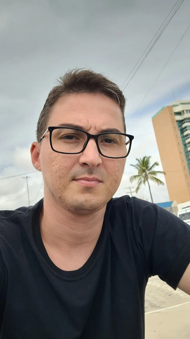 Alexandre Farias — CEO do Simpleshotel
